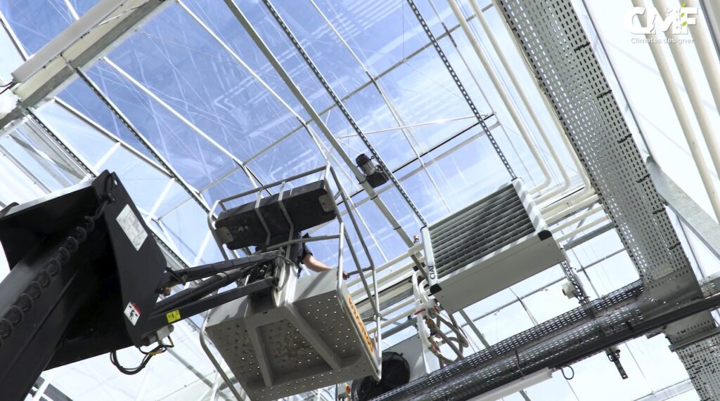 CMF crée CMF Services et renforce son activité de services