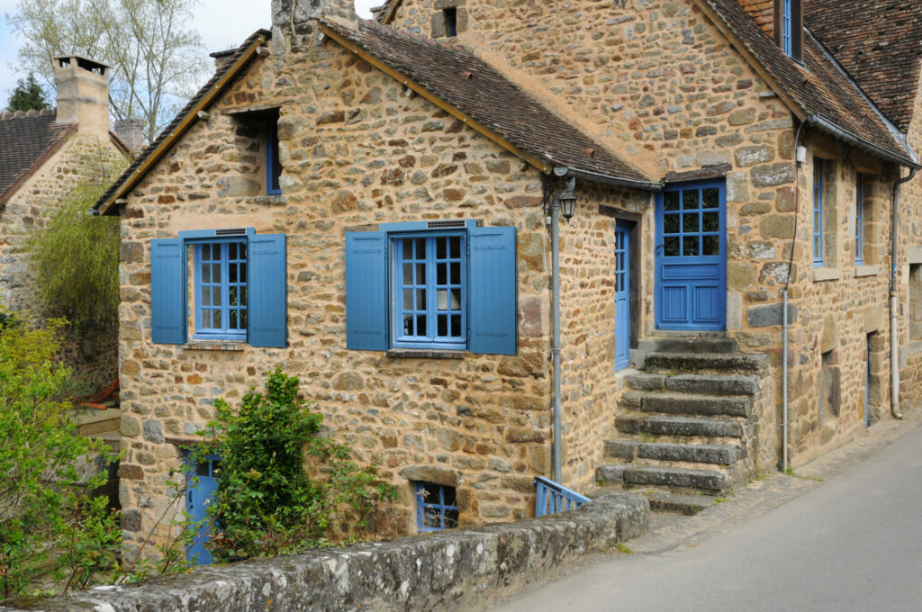 SOTHOFERM présente LUMIS